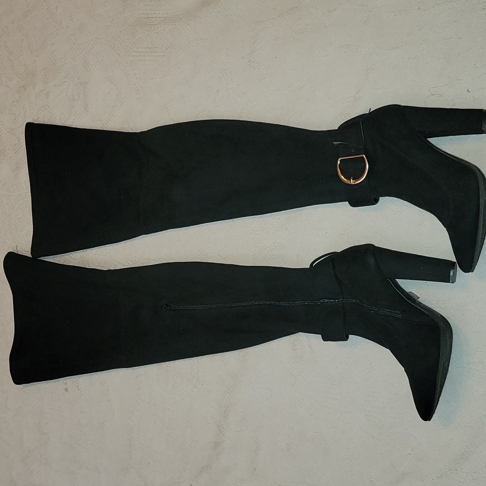 Bamboo boots black faux suede over the knee, thigh length stretchy sz 8